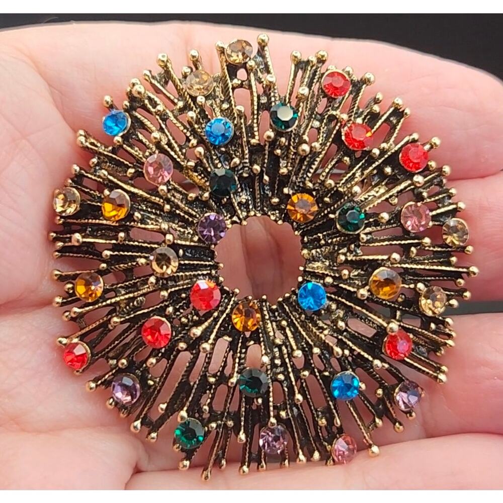 Circle Wreath Brooch Multicolor Rhinestones on Gold Tone Metal